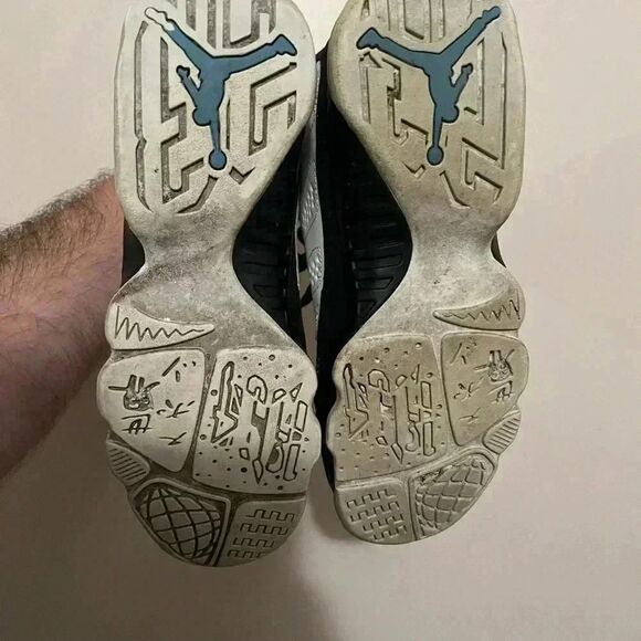 Air Jordan UNC Retro Black White University Blue - Picture 5 of 6